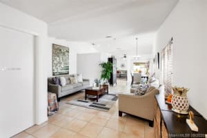1486 Mira Vista Cir, Weston, FL 33327, Sold 11/18/20