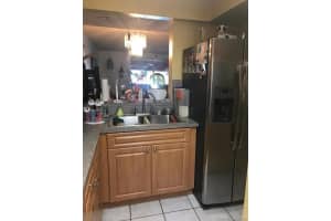 322 NW 107th Ave #5b, Miami, FL 33172, Sold 02/04/21