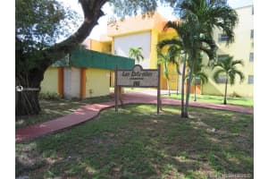 666 W 81st St, Hialeah, FL 33014, Sold 12/17/20