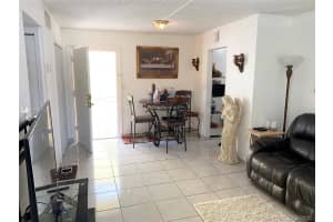 666 W 81st St, Hialeah, FL 33014, Sold 12/17/20