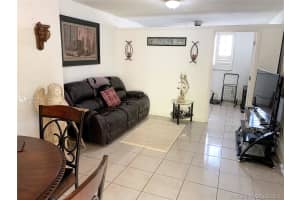 666 W 81st St, Hialeah, FL 33014, Sold 12/17/20