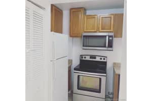 8185 NW 7th St, Miami, FL 33126, Sold 05/28/21