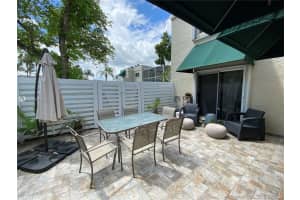 555 NW 97th Ave, Plantation, FL 33324, Sold 10/09/20