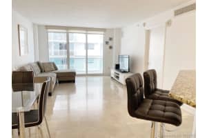 6917 Collins Ave, Miami, FL 33141, Sold 12/04/20