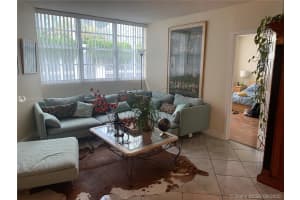 999 Brickell Bay Dr, Miami, FL 33131, Sold 03/05/21