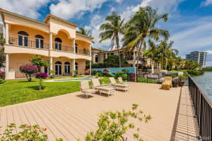 3924 Island Estates Dr, Miami, FL 33160, Sold 03/11/21