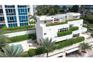 50 South Pointe Dr #6, Miami Beach, FL 33139, Sold 06/29/22