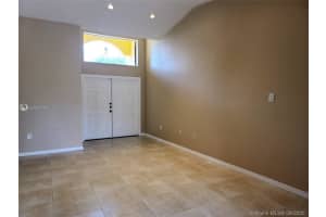 8535 NW 189th Ln, Hialeah, FL 33015, Sold 10/19/20
