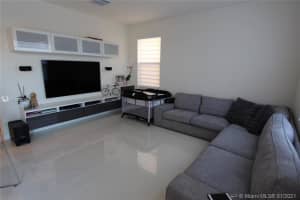 8635 NW 102nd Ct, Doral, FL 33178, Sold 03/22/21