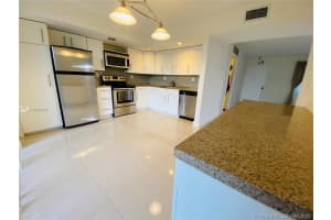 8065 SW 107th Ave, Miami, FL 33173, Sold 10/13/20