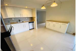 8065 SW 107th Ave, Miami, FL 33173, Sold 10/13/20