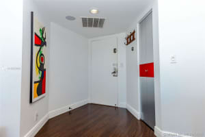 3300 NE 192 St, Aventura, FL 33180, Sold 11/06/20