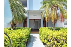 2200 Park Ln, Hollywood, FL 33021, Sold 02/09/21
