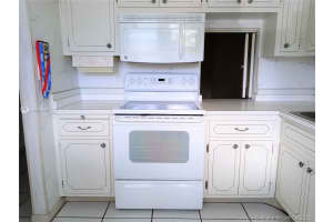 2200 Park Ln, Hollywood, FL 33021, Sold 02/09/21