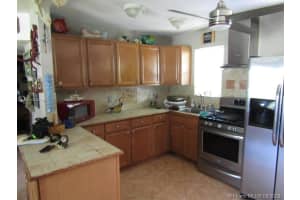 455 Owosso Rd, Lake Worth, FL 33462, Sold 12/17/20
