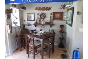 455 Owosso Rd, Lake Worth, FL 33462, Sold 12/17/20