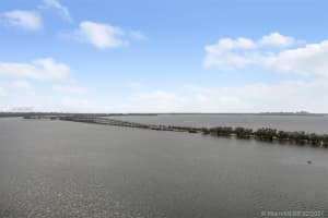 Add Building Entrance, 2127 Brickell Ave, Miami, FL 33129, Sold 08/02/21