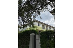 3204 Bird Ave, Coconut Grove, FL 33133, Sold 11/05/20