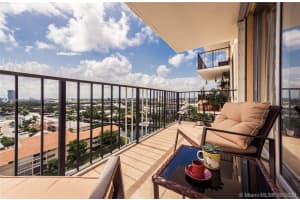 427 Golden Isles Dr #11c, Hallandale Beach, FL 33009, Sold 11/19/20