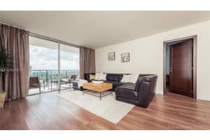 427 Golden Isles Dr #11c, Hallandale Beach, FL 33009, Sold 11/19/20