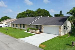 8805 NW Paradise Ct, Tamarac, FL 33321, Sold 10/29/20