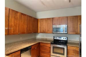 10012 NW 7th St, Miami, FL 33172, Sold 11/12/20