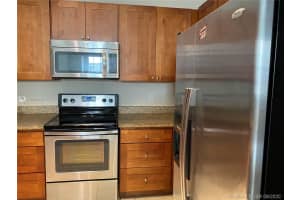 10012 NW 7th St, Miami, FL 33172, Sold 11/12/20