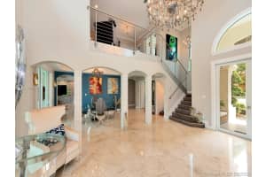 15634 NW 81st Ct, Miami Lakes, FL 33016, Sold 11/06/20