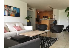 19555 E Country Club Dr, Miami, FL 33180, Sold 06/10/21