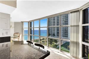 6423 Collins Ave, Miami Beach, FL 33141, Sold 12/15/20