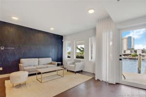 71 N Shore Dr, Miami Beach, FL 33141, Sold 05/19/21