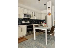 934 Michigan Ave, Miami Beach, FL 33139, Sold 03/01/21