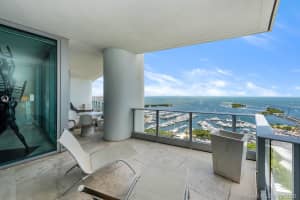 2627 S Bayshore Dr, Coconut Grove, FL 33133, Sold 04/09/21