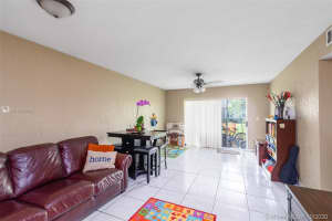 1276 SW 113th Terrace, Pembroke Pines, FL 33025, Sold 12/04/20