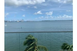 800 Claughton Island Dr, Miami, FL 33131, Sold 10/14/20