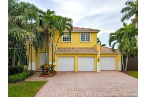11190 NW 67th St, Doral, FL 33178, Sold 02/09/21