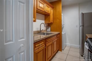 7244 SW 94th Pl APT C2, Miami, FL 33173, Sold 11/26/20