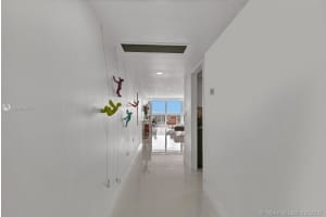 3140 S Ocean Dr, Hallandale Beach, FL 33009, Sold 12/08/20