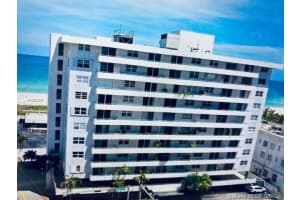 465 Ocean Dr, Miami Beach, FL 33139, Sold 03/31/21