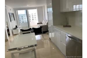 465 Ocean Dr, Miami Beach, FL 33139, Sold 03/31/21