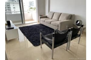 465 Ocean Dr, Miami Beach, FL 33139, Sold 03/31/21
