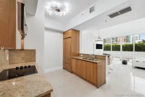 50 South Pointe Dr, Miami Beach, FL 33139, Sold 05/19/21
