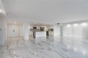 1450 Brickell Bay Dr, Miami, FL 33131, Sold 01/15/21