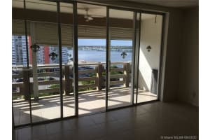 1401 NE Miami Gardens Dr, Miami, FL 33179, Sold 12/30/20
