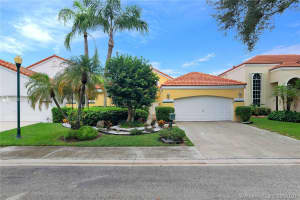 1640 Harbour Side Dr, Weston, FL 33326, Sold 12/04/20