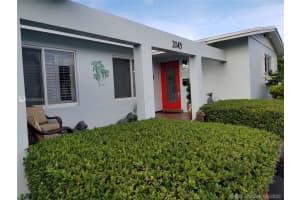 2045 NE 202nd St, Miami, FL 33179, Sold 01/05/21