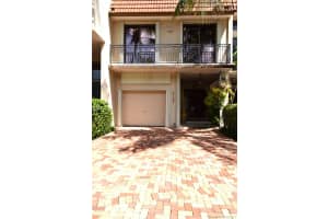 6128 Paradise Point Dr, Palmetto Bay, FL 33157, Sold 11/06/20