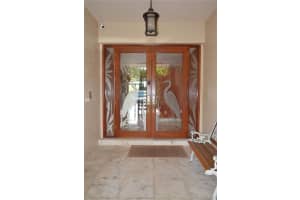 6128 Paradise Point Dr, Palmetto Bay, FL 33157, Sold 11/06/20