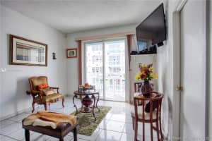 6969 Collins Ave, Miami, FL 33141, Sold 11/13/20