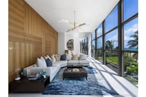 5875 Collins Ave APT 401, Miami Beach, FL 33140, Sold 11/20/20